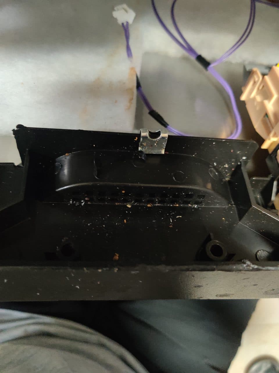 Dishwasher door latch: Amana dishwasher, model ADB1400AMS (dishwasher repair in Coral Springs, FL, June 2026)